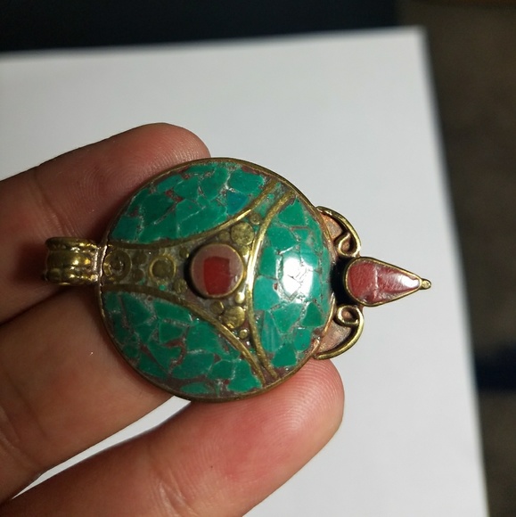 Vintage handmade tibetan pendent - Picture 4 of 4